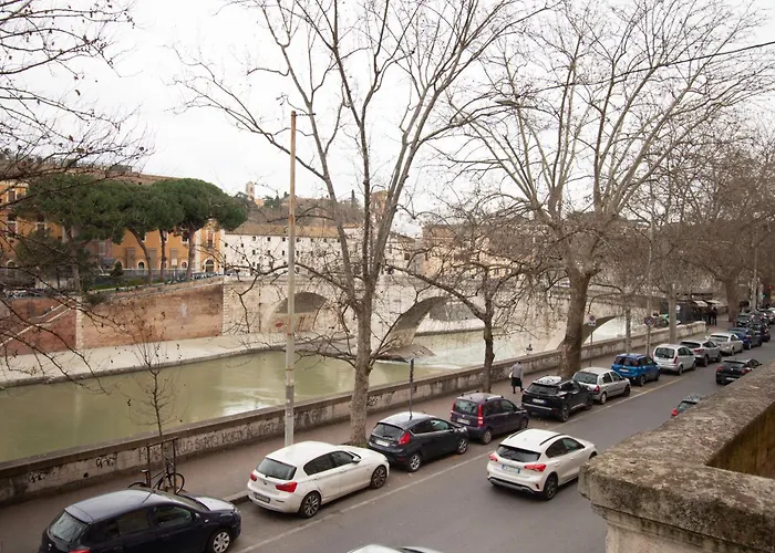 Apartment Trastevere Four Seasons Tiber View Rome
