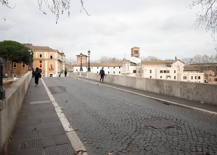 Trastevere Four Seasons Tiber View Apartment *
